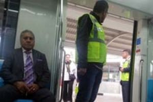 Marmaray'da 'imdat kolu' n&ouml;beti