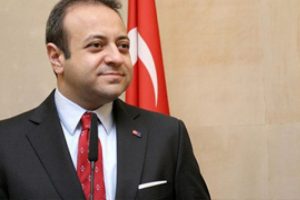 ''Bir Allah, bir de Başbakan...''