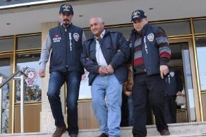 Emekli imammı eski koca &ouml;ld&uuml;rm&uuml;ş