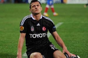 Beşiktaş'ta şok &uuml;st&uuml;ne şok