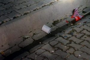 Polise atılan bomba patlamadı