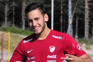 Galatasaray ilk bombayı patlattı!