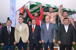 Baykan Karakucak g&uuml;reşlerini izledi