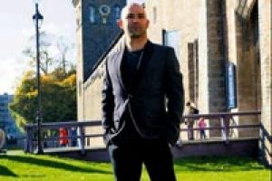 Cardiff Kalesi'nde bir T&uuml;rk...