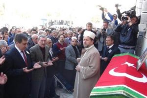 Hayri Polat son yolculuğuna uğurlandı