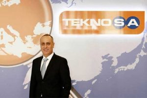 Teknosa'dan dev b&uuml;y&uuml;me