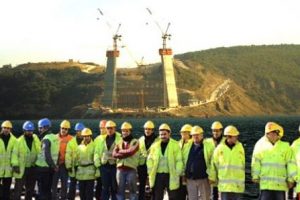 Yavuz'un ayakları y&uuml;kseldi