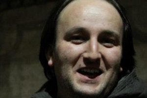 Lokantadan &ccedil;ıkan tenor