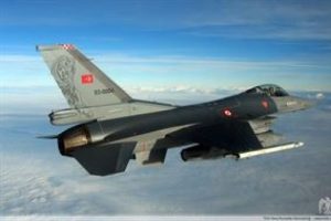 T&uuml;rk F-16'ları Rus u&ccedil;ağını izledi