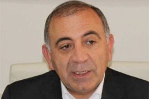 Tekin'den Sarıg&uuml;l a&ccedil;ıklaması