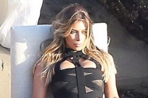 Kim Kardashian hızla zayıflıyor