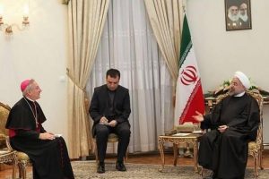 Ruhani'den Papa'ya diyalog mesajı