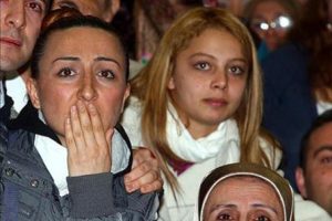 Atama bekleyen &ouml;ğretmenlere 2 m&uuml;jde birden