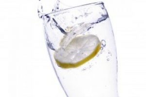 Gece yarısı kafeye girip gazoz i&ccedil;en &ccedil;ocuğa ceza yok