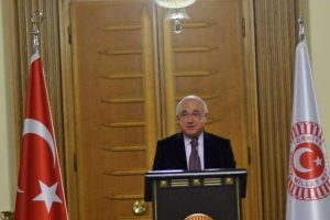'&Ouml;ğrenci evleri' tartışması b&uuml;y&uuml;yor