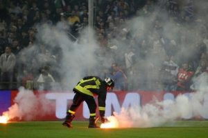 17 taraftara yasal işlem