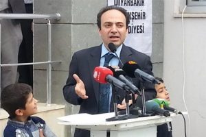 Baydemir'e 'sıradışı' koruma!
