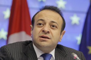 Bağış: 'T&uuml;rkiye asla kapıda bekletilecek bir &uuml;lke değildir'