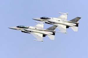 Yunan F-16'ları tacizde bulundu