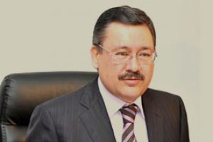 G&ouml;k&ccedil;ek bakan oluyor!