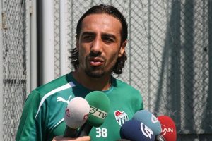 Futbolu Bursaspor'da bırakmak istiyorum