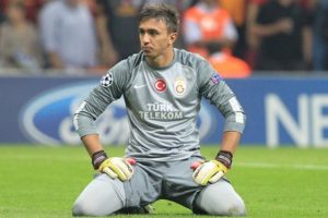 Muslera'dan bir k&ouml;t&uuml; haber daha