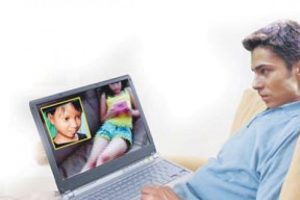 &Ccedil;ocuk tacizleri internetten kol geziyor