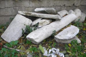 Osmanlı'dan kalma mezar taşları ilgi bekliyor