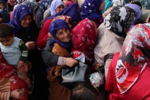 K&ouml;m&uuml;r fişi izdihamı