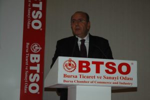 G&uuml;&ccedil;l&uuml; ekonomi ve kaliteli demokrasiden sapma demektir