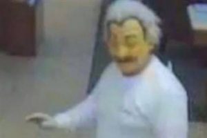 Albert Einstein banka soydu