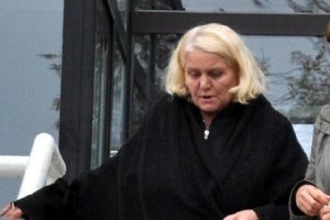 Zihinsel engelli kızına fuhuş yaptıran anneye 2.5 yıl hapis