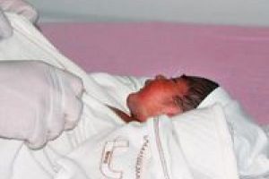 O bebek evlat edinildi