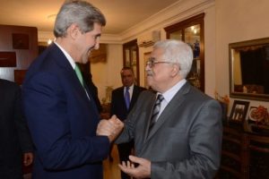 Kerry-Abbas g&ouml;r&uuml;şmesinde gerginlik