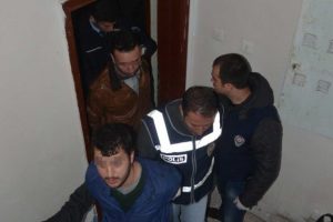 12 eve sabah operasyonu: 16 g&ouml;zaltı