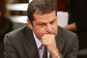 C&uuml;neyt &Ouml;zdemir sordu: 'Zorunda mıyım?'