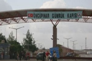 &Ouml;ncupınar Sınır Kapısında yoğunluk