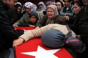 Şehit uzman &ccedil;avuş son yolculuğuna uğurlandı