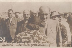 Atat&uuml;rk fotoğrafları sergisi Bursa Kent M&uuml;zesi`nde
