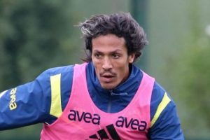 Alves, Drogba ile ilgili iddiaya girdi