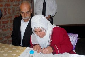 32 yıl sonra resmi nikahları kıyıldı
