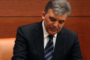 G&uuml;l  Genelkurmay Başkanı'nı kabul etti