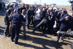 Bulgar polisi ile besici arasında gerginlik