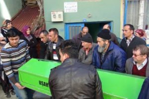 Yaşlı &ccedil;ift sobadan sızan gazdan zehirlendi