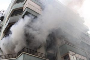 Apartmanda yangın paniği