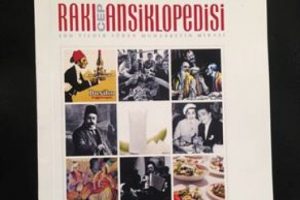 Rakı Ansiklopedisi cep boyutunda