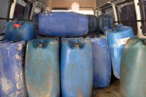 9 bin litre ka&ccedil;ak mazot ele ge&ccedil;irildi