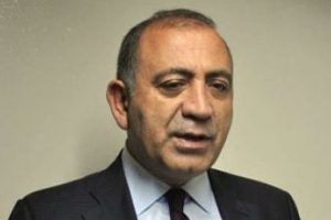G&uuml;rsel Tekin bu s&ouml;z&uuml; kimse s&ouml;yledi ?