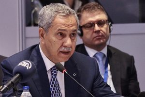 Arın&ccedil;'tan basın &ouml;zg&uuml;rl&uuml;ğ&uuml; a&ccedil;ıklaması