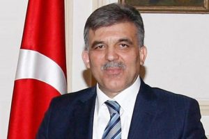 G&uuml;l: Atat&uuml;rk, t&uuml;m insanlığın saygı duyduğu bir lider